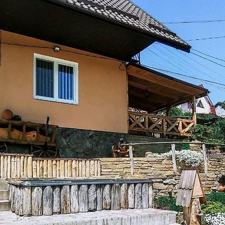 Вулик Будиночок З Двома Окремими Номерами 卡缅涅茨-波多利斯基 外观 照片
